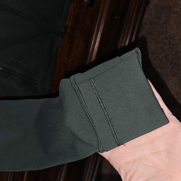 Lululemon Define Jacket Nulu Sz 8 Rainforest Green!! Slim Fit Hip Length. NWTS! - Picture 6 of 12